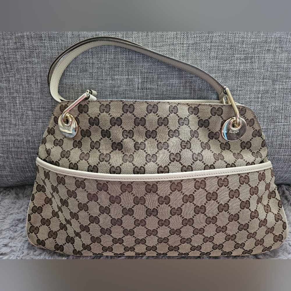 Gucci shoulder bag